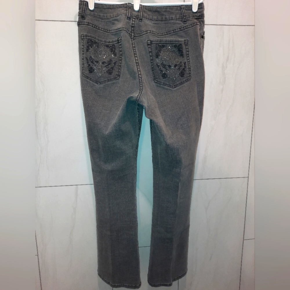 Chicos 1.5 Platinum gray denim jeans size 10,  rhinestone pockets EUC